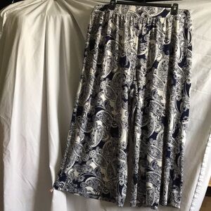 Plus wide leg capri pant